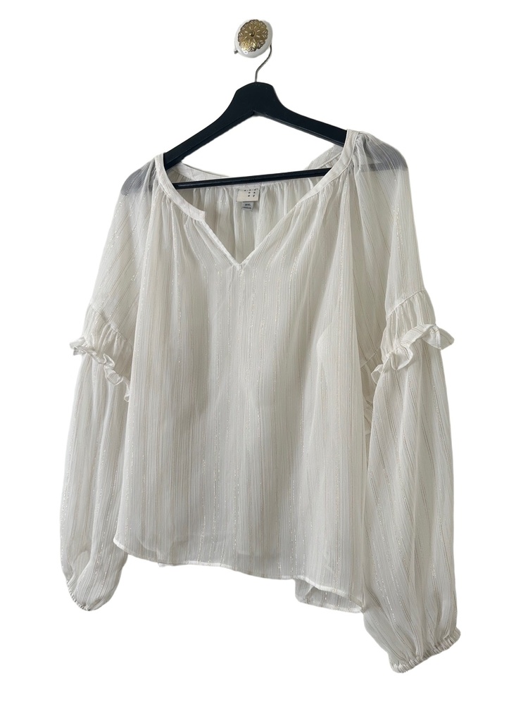 a new day Blouse Women Size XXL Ivory V Neck Glitter Striped Cropped Ruffle Long